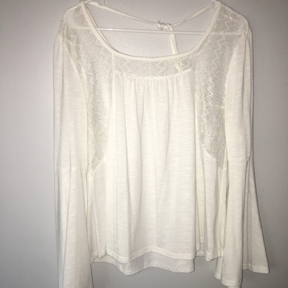 WHITE BLOUSE